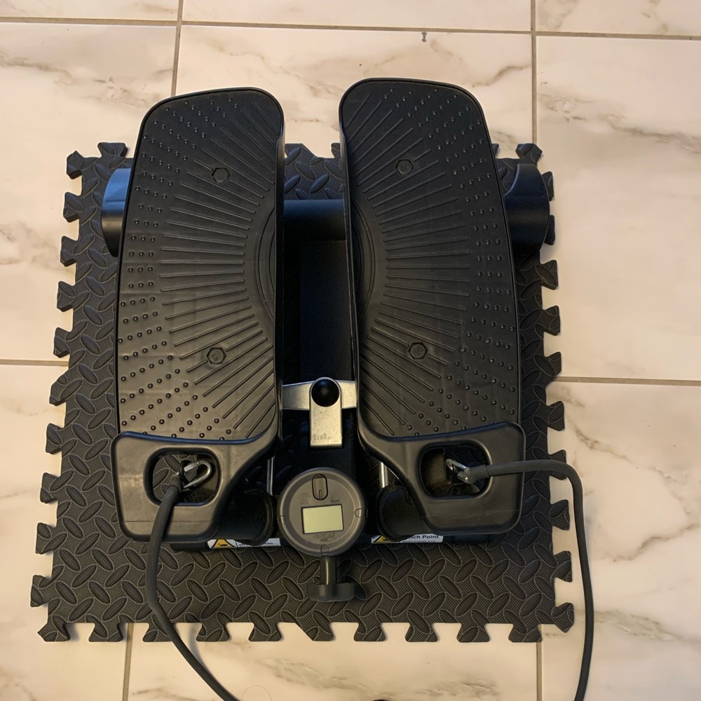 Stepper with resistance bands